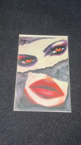 Femme macabre london night - macabre,